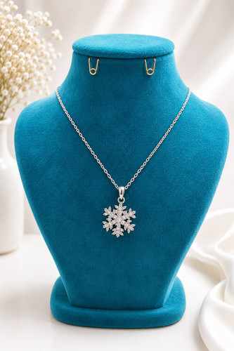 گردن بند برف با پلاک دورانی ❄️