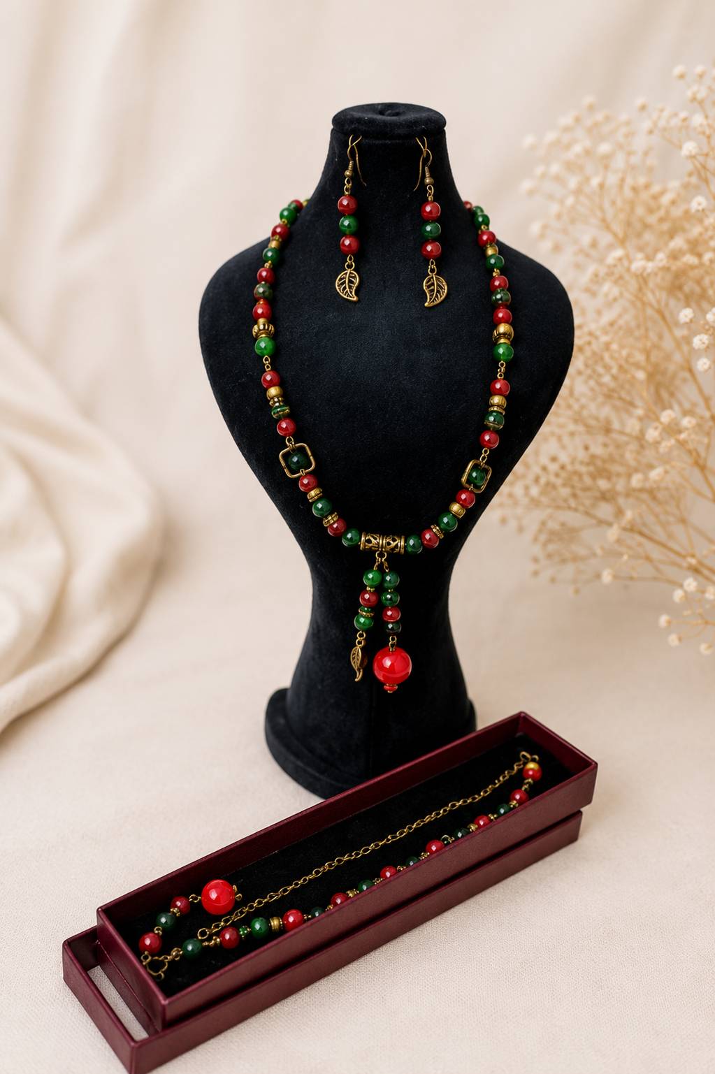 سرویس یلدایی سنگ مرجان و مهره سبز ❤️💚